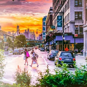 https://q4-hotel-and-hostel.us-newyorkcity.com